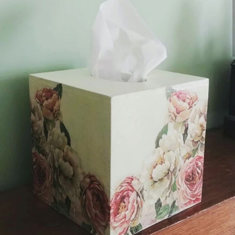 sq tissue box